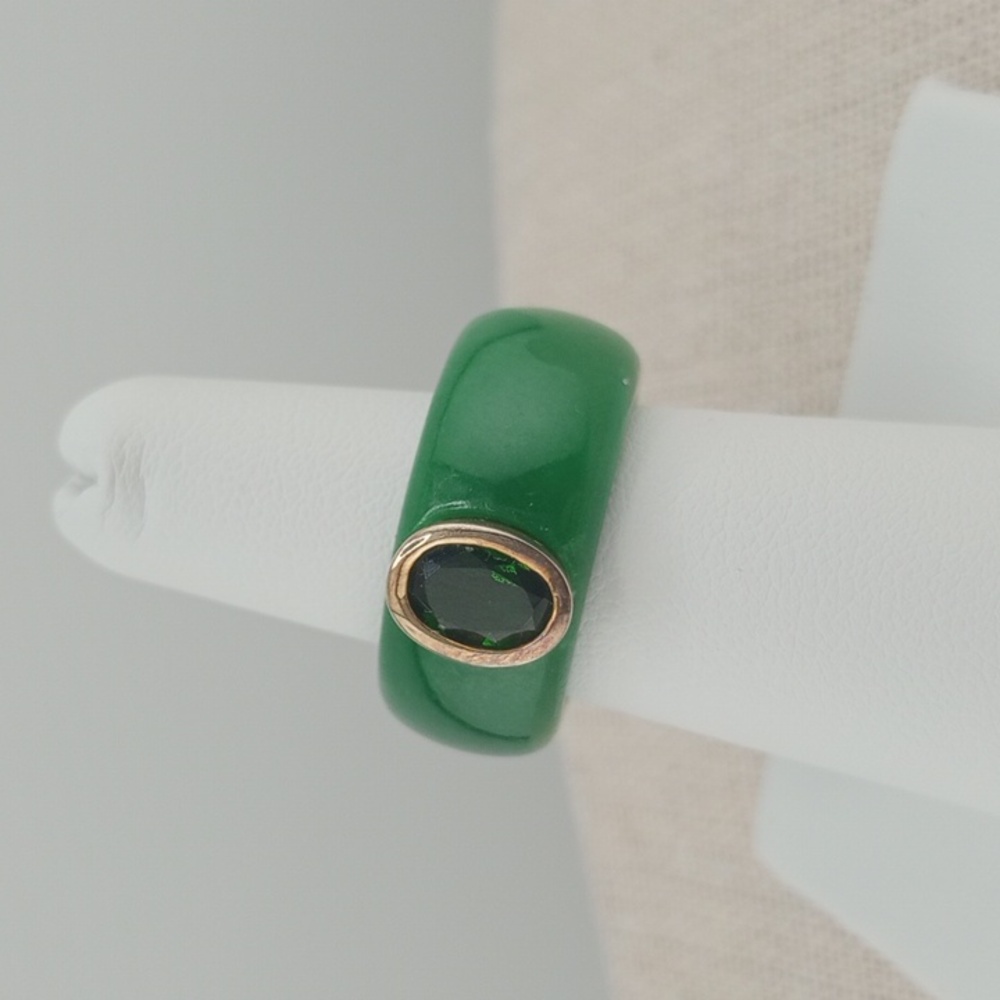 Green Jade Ring With Oval Peridot Yellow Gold Size 6